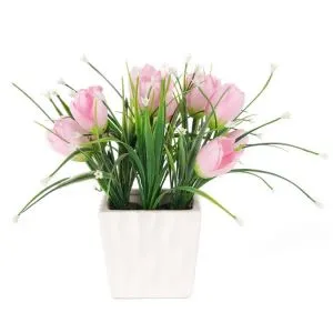 Zöld növények mesterséges növényi edény a szálloda dekorációjára